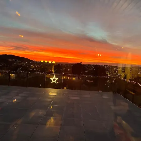 Flott Med Nydelig Utsikt I Et Stille Og Rolig Boligområde Leilighet