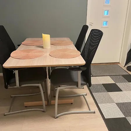 Flott Med Nydelig Utsikt I Et Stille Og Rolig Boligområde *