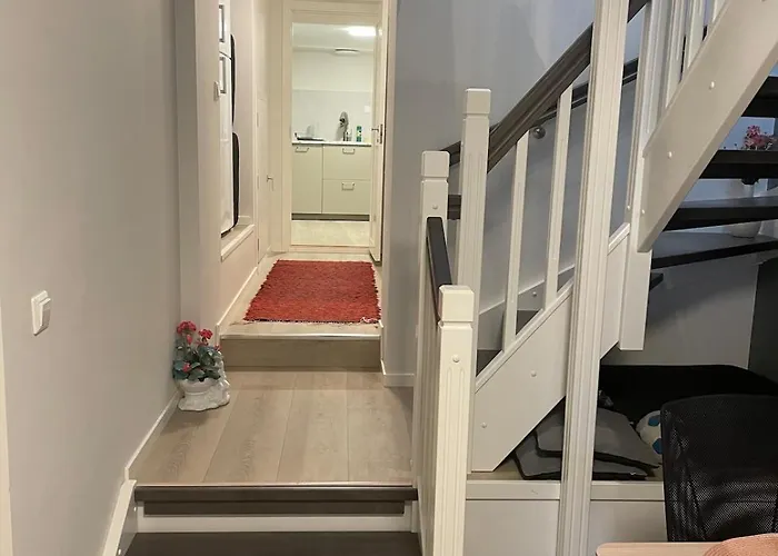 Flott Med Nydelig Utsikt I Et Stille Og Rolig Boligomrade Bergen