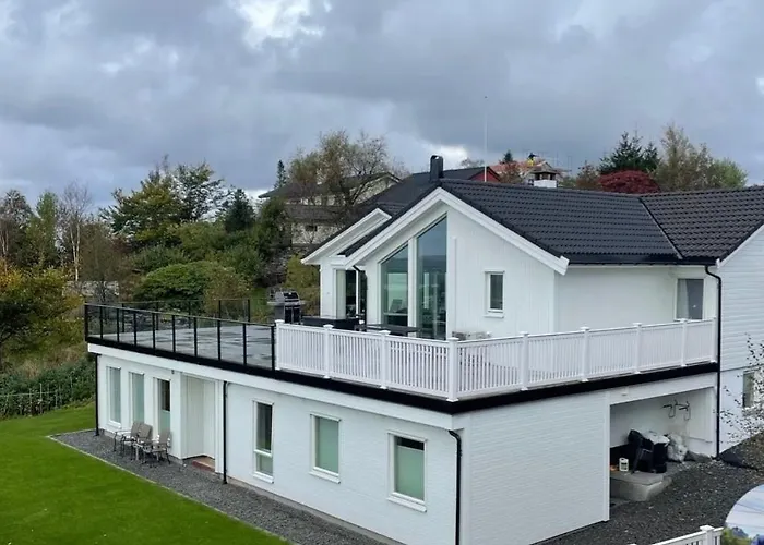 Lägenhet Flott Med Nydelig Utsikt I Et Stille Og Rolig Boligomrade Bergen